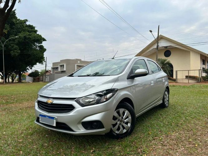 Imagem de Chevrolet Onix Hatch LT 1.0 8V Flex Mec. 4P 2017