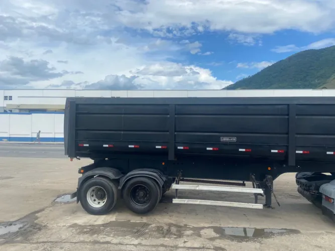 Caçamba basculante Librelato 2022