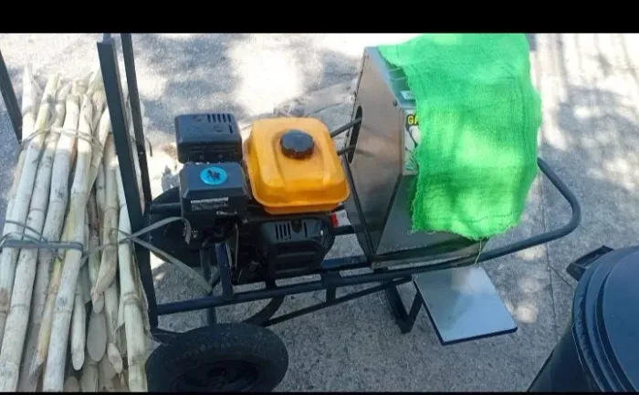 Moendaa de cana completa a gasolina