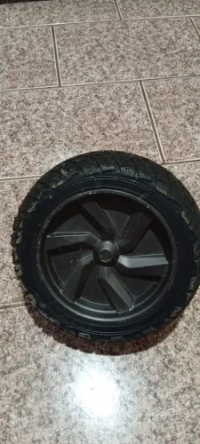 Roda do hoverboard off road