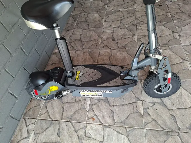 Patinete two dogs 1600w seminovo bateria nova