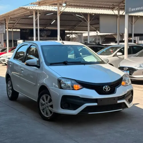 Toyota Etios X Plus 1.5 Flex 16V 5P Mec. 2021