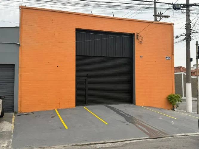 Galpão de 400m² Totalmente Reformado na Casa Verde Zona Norte/SP!