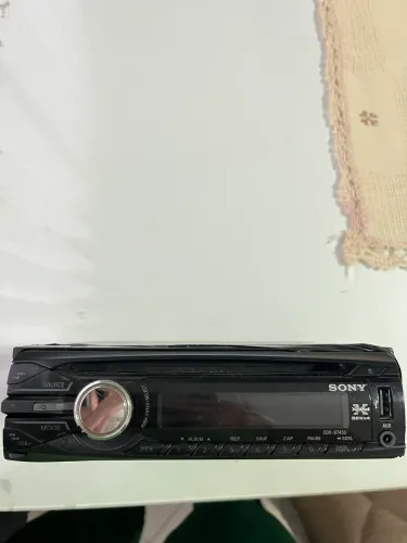 Rádio Sony CDX-GT45U