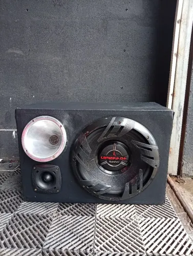 Trio automotivo JBL