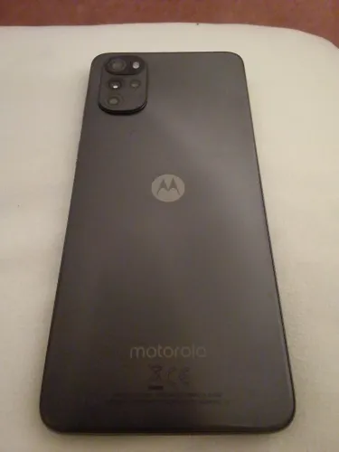 Celular da Motorola seminovo g22