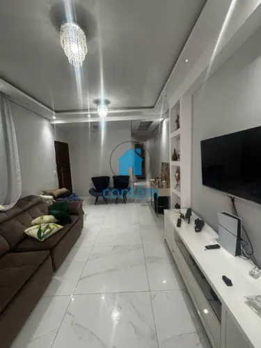 Sobrado à venda em Cotia, Jardim Semiramis, com 3 quartos, com 140 m²