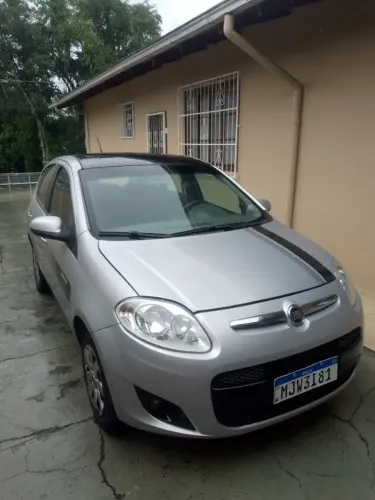 Fiat Palio Attractive 1.0 EVO Fire Flex 8V 5P 2012
