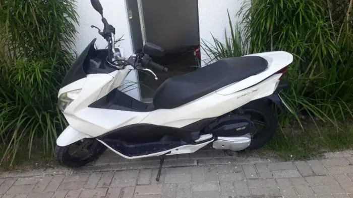 Linda PCX - Branca - Doc OK