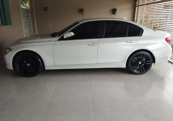 BMW 320I A 2.0 Turbo/activeflex 16V 184cv 4P 2014