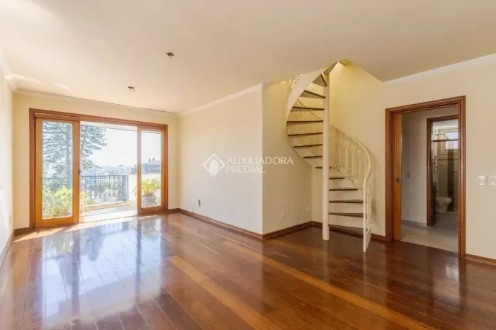 Duplex para venda com 254 metros quadrados com 3 quartos em Auxiliadora - Porto Alegre - R
