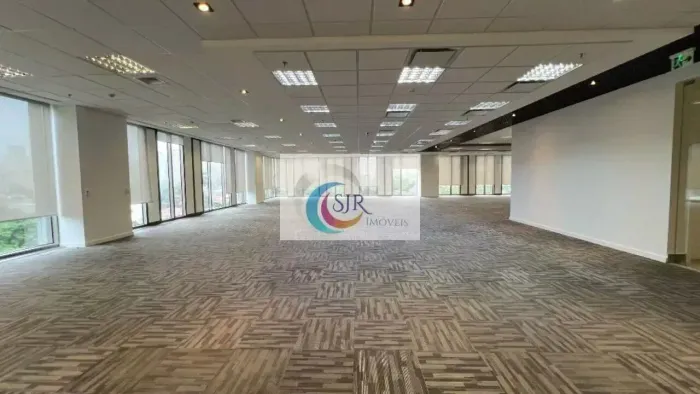 Conjunto para alugar, 1801 m² - Itaim Bibi - São Paulo/SP