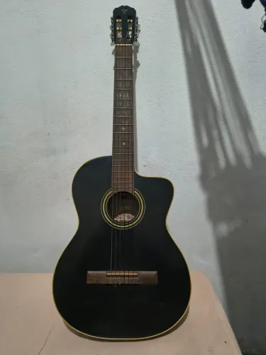 Violão elétrico