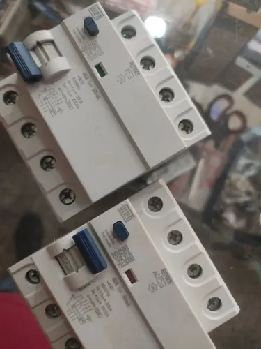 Disjuntor tetrapolar RDWS 40A Weg 