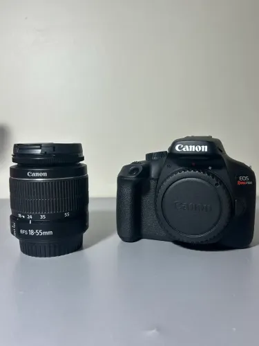 Câmera Canon T100 
