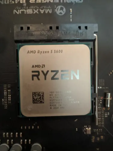 Ryzen 5 5600 + COOLER AMD FUNCIONANDO PERFEITAMENTE