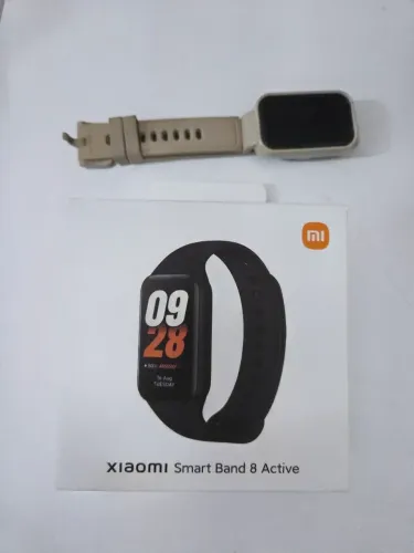 Smartwatch pulseira inteligente Xiaomi Miband 8 active com pulseira original e 2 pulseiras