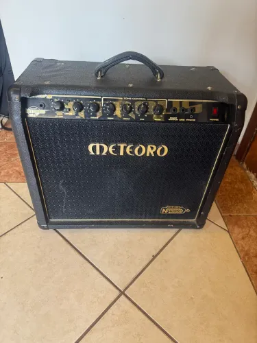 Amplificador meteoro