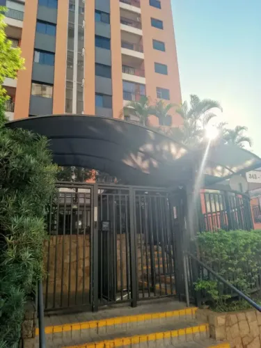 Imóvel para aluguel possui 60 metros quadrados com 2 quartos em Aclimação - São Paulo - SP
