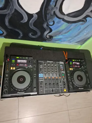 Setup DJ Pioneer, par de CDJ-900 Pioneer + Mixer DJM-800
