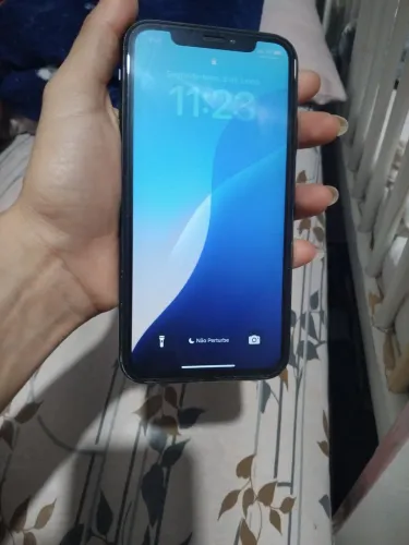Vendo iPhone xr semi-novo.