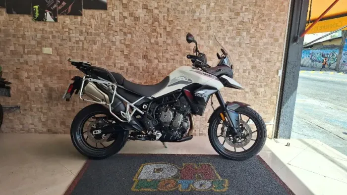 Triumph Tiger 900 GT Pró 2023 Branca