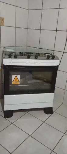 lindo fogão elétrico semi novo 900$