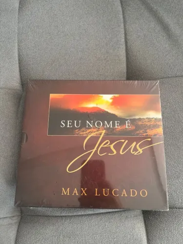 Livro Seu Nome é Jesus Max Lucado Capa Dura Mundo Cristão Lacrado