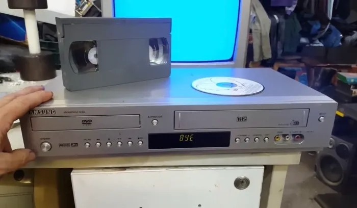 Samsung DVD-V5500 Video cassete Combo 