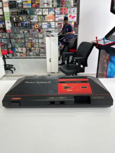 CONSOLE MASTER SYSTEM 2 (ALEX KIDDY NA MEMORIA) SEMINOVO - SEGA