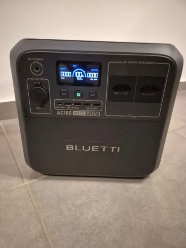 BLUETTI AC180 - ESTAÇÃO DE ENERGIA PORTÁTIL 1800W / 1152Wh