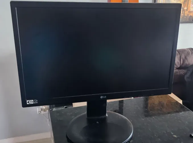 Monitor LG 21,5