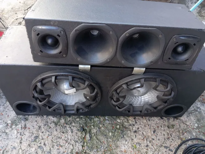 Vendo ou troco por moto, valor 2.500 quero moto até 8.000 reais  dias