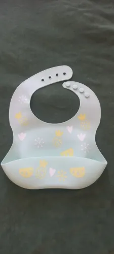 Babador de silicone com coletor