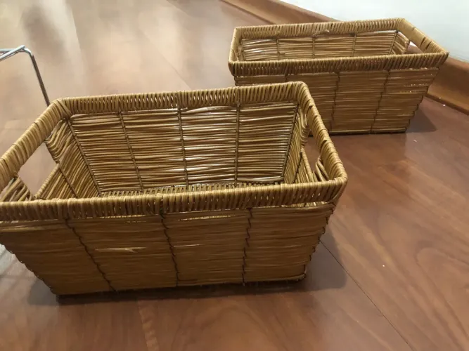 Cesto de fibra sintética