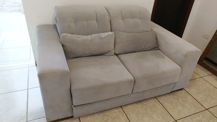 Sofá 2 lugares