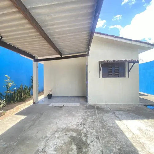 casa terrea com 3 quartos 3 vagas em Parnamirin