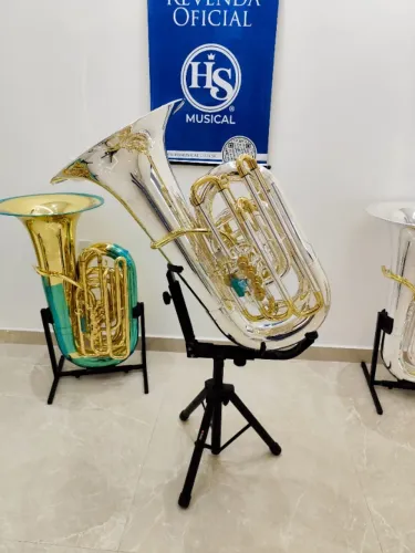 Tuba 5/4 Hs Musical TB1C em dó - Prata c/ Laqueado -NOVA R$ 30.900 -Aceito trocas-Parcelo