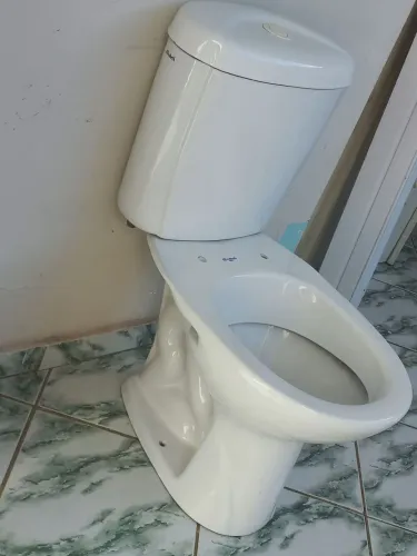 vaso sanitário com caixa