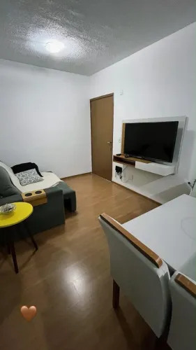 ALUGO APARTAMENTO NO RESIDENCIAL MARSELHA - MODERNO E CONFORTÁVEL