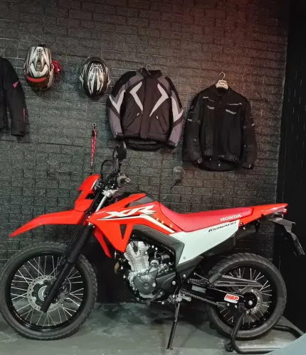 Tornado XR 300L