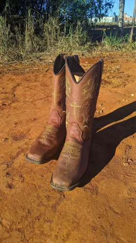 Bota country Feminina bordada numeração 38