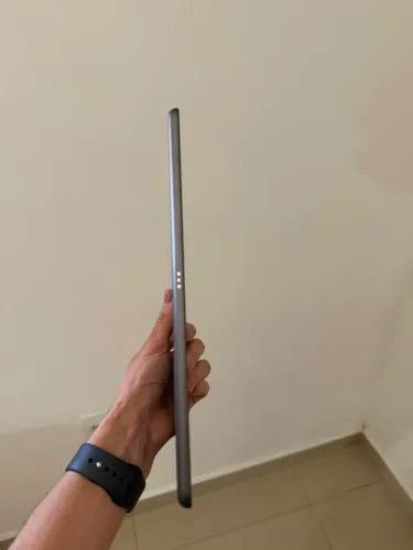 iPad 9ª geração - Na garantia Apple até junho 2027