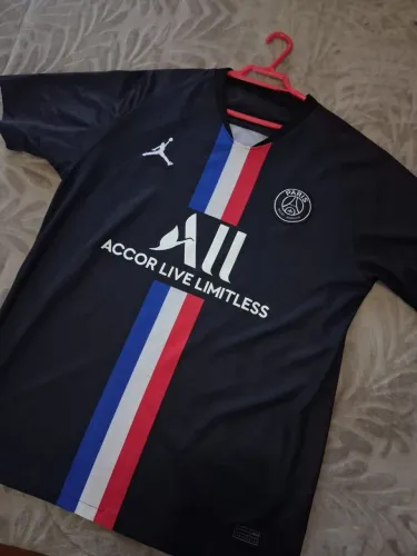 Camiseta de time Paris sangernain