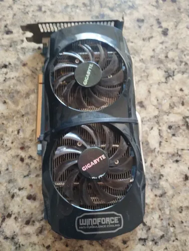 Placa de vídeo GV-N560OC-1GI