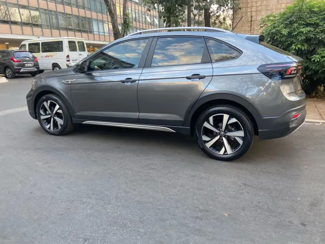 Volkswagen Nivus Highline 1.0 200 TSI Flex AUT 2023