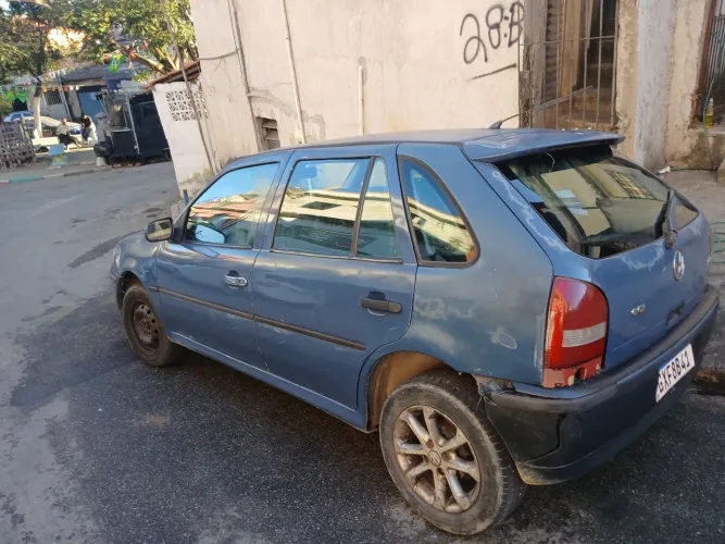 Volkswagen Gol Geração III Ouro 1.0 MI 16V Gasolina Mec. 4P 2001
