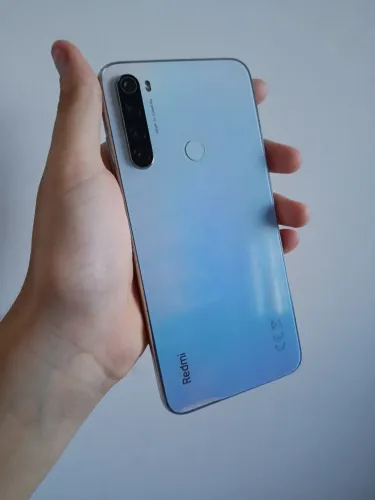 Celular Redmi note 8 64gb, com um trincado na tela