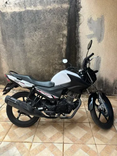 Moto a venda!