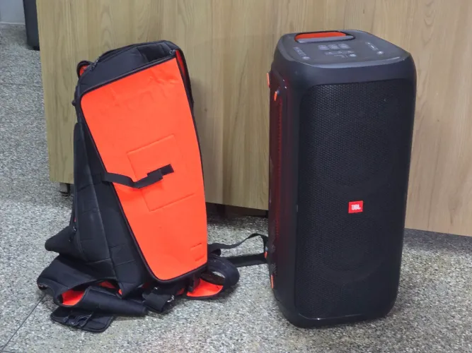 JBL 310